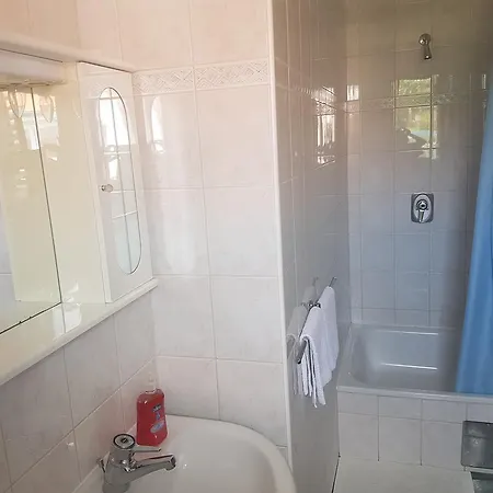 Hunter Affittacamere 3*